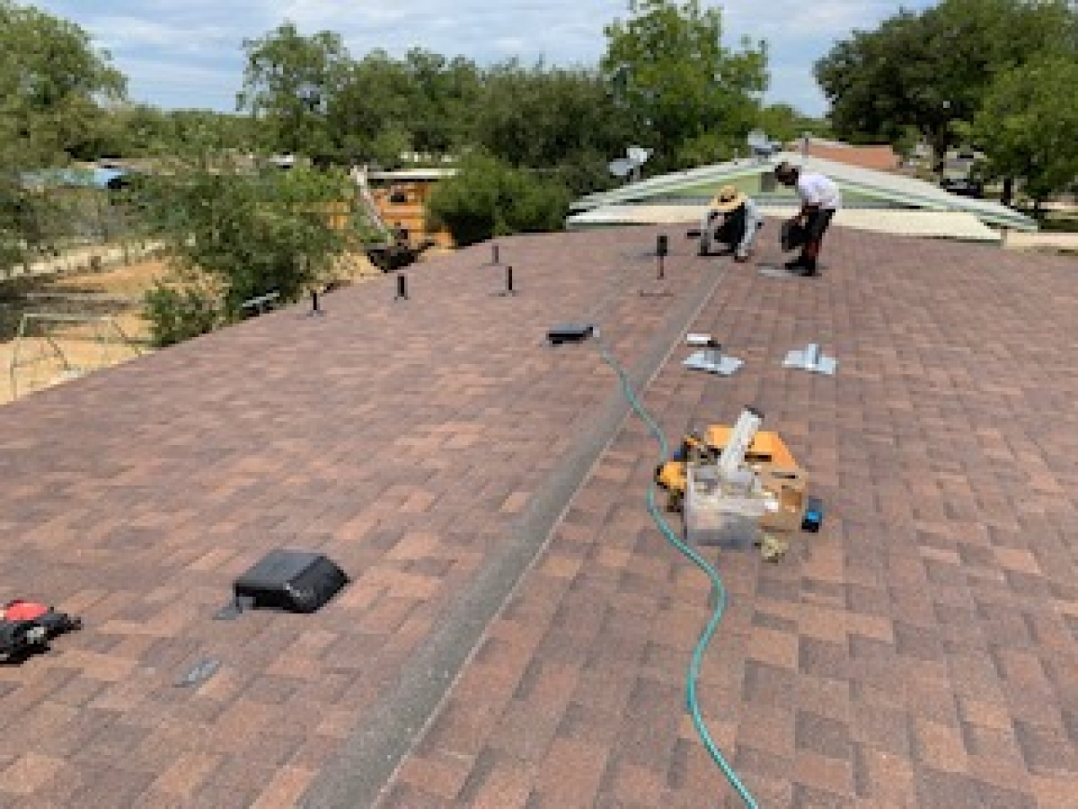 Rafter Js Rafter J's Roofing - San Angelo, TX (Installs roofs)