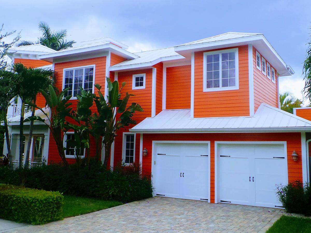 White Standing Seam Metal Roof in Florida